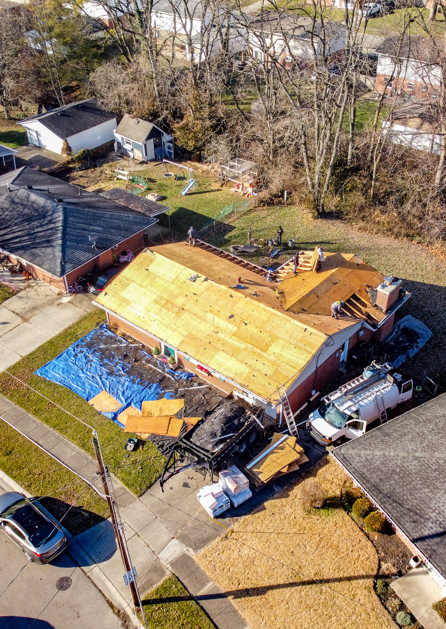 Cost vs. Durability: Comparing Roofing Material Lifespans